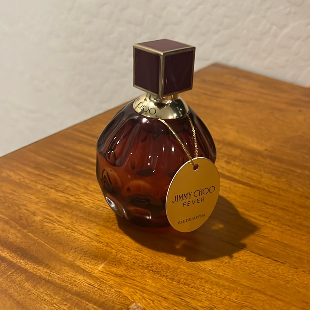 Never used women’s Jimmy Choo fever perfume